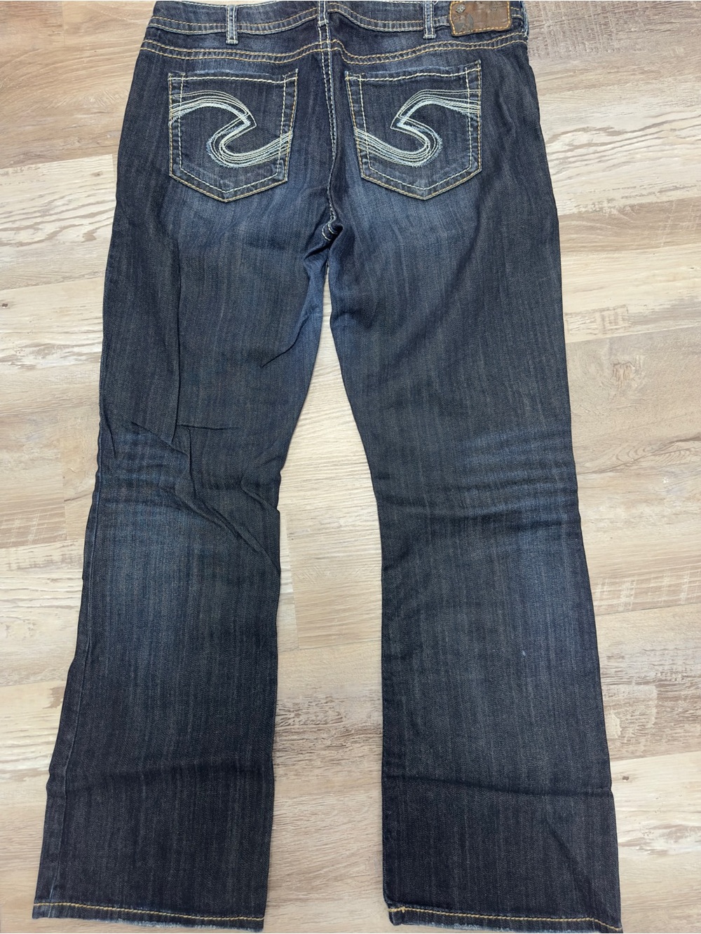 Silver Jeans Dark Blue Bootcut Jeans with Contrast Pocket Stitching